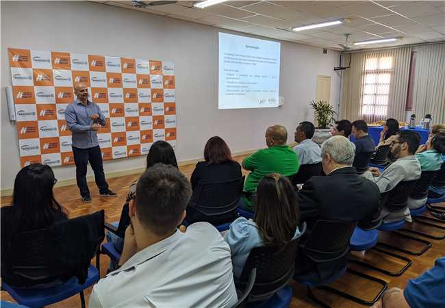 Prefeitura e Fundação João Pinheiro iniciam reforma administrativa